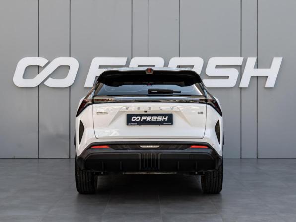 Geely Atlas II с пробегом 2024 года, цена 2 495 000 рублей, 7588 км, внедорожник, Автокод Объявления
