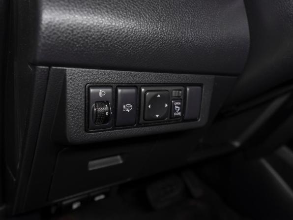 Nissan Tiida I Рестайлинг с пробегом 2011 года, цена 800 000 рублей, 278998 км, хэтчбек, Автокод Объявления