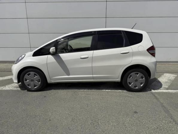 Honda Fit II с пробегом 2012 года, цена 980 000 рублей, 196800 км, хэтчбек, Автокод Объявления