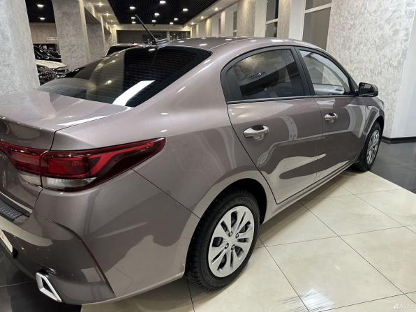 Kia Rio IV Рестайлинг с пробегом 2021 года, цена 1 635 000 рублей, 98939 км, седан, Автокод Объявления