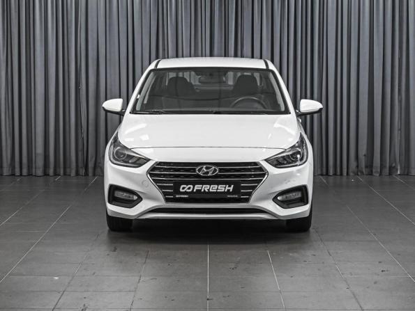 Hyundai Solaris II с пробегом 2018 года, цена 1 299 000 рублей, 127433 км, седан, Автокод Объявления