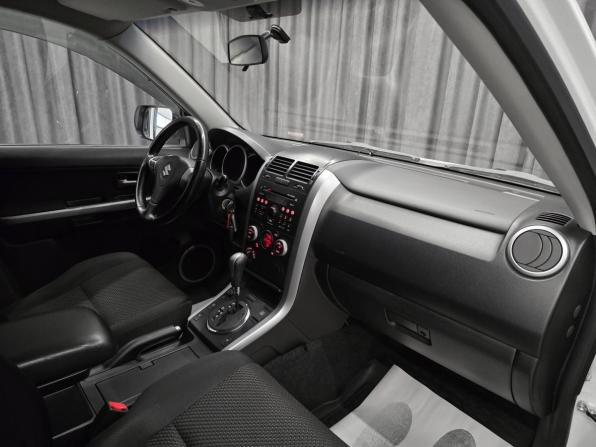 Suzuki Grand Vitara II Рестайлинг с пробегом 2008 года, цена 1 090 000 рублей, 192000 км, внедорожник, Автокод Объявления
