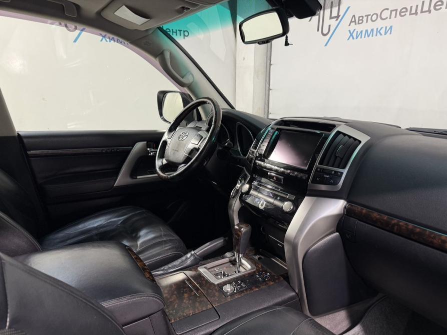 Toyota Land Cruiser 200 Series Рестайлинг 1 Химки  - изображение 3
