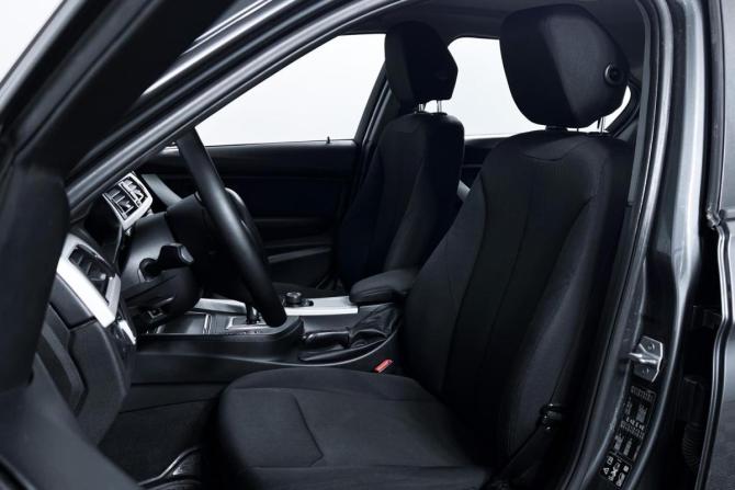 BMW 3 серии VI (F3x) Рестайлинг с пробегом 2018 года, цена 1 380 200 рублей, 162480 км, седан, Автокод Объявления