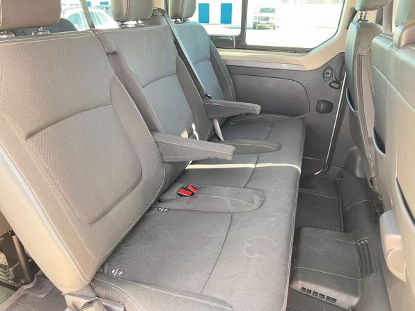 Renault Trafic III Рестайлинг с пробегом 2022 года, цена 3 640 000 рублей, 137565 км, минивэн, Автокод Объявления