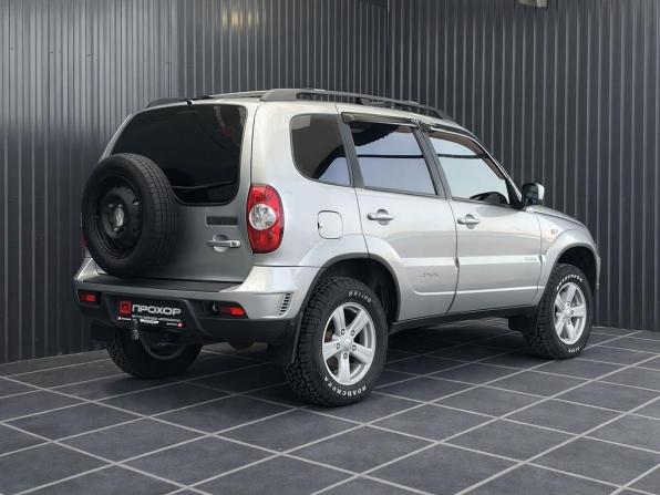 Chevrolet Niva I Рестайлинг с пробегом 2015 года, цена 647 000 рублей, 94283 км, внедорожник, Автокод Объявления