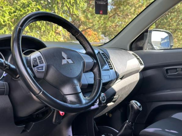 Mitsubishi Outlander II Рестайлинг с пробегом 2012 года, цена 879 000 рублей, 224491 км, внедорожник, Автокод Объявления