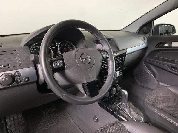 Opel Astra H Рестайлинг с пробегом 2008 года, цена 616 000 рублей, 162855 км, седан, Автокод Объявления