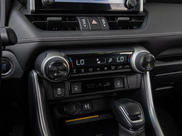 Toyota RAV4 V (XA50) с пробегом 2019 года, цена 3 100 000 рублей, 76454 км, внедорожник, Автокод Объявления