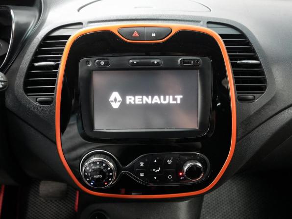 Renault Kaptur I с пробегом 2016 года, цена 1 330 000 рублей, 100000 км, внедорожник, Автокод Объявления