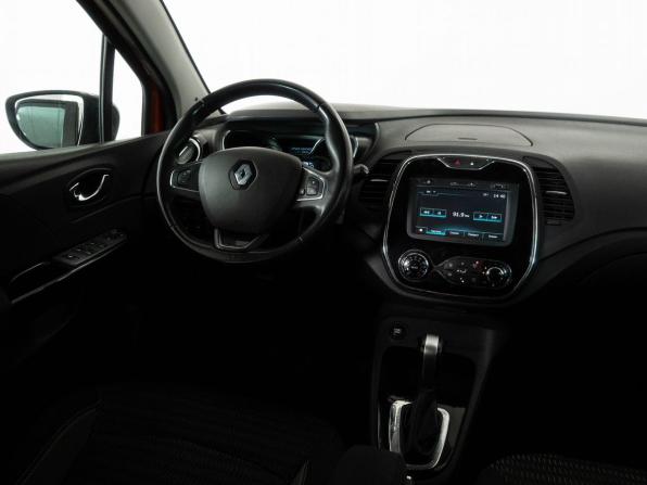 Renault Kaptur I с пробегом 2017 года, цена 1 348 000 рублей, 104000 км, внедорожник, Автокод Объявления
