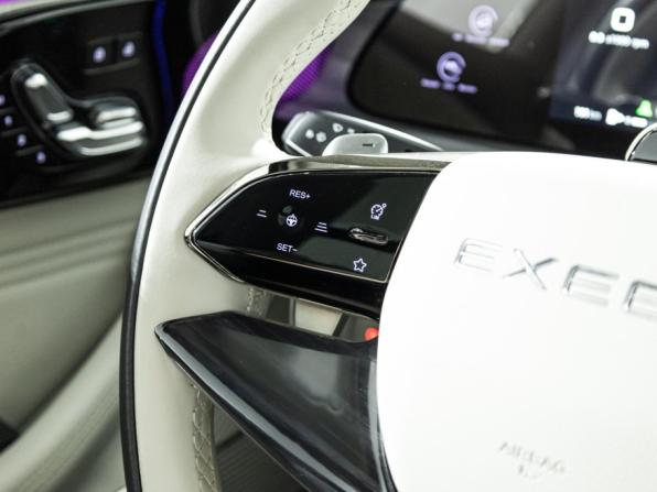 Exeed RX с пробегом 2023 года, цена 2 979 700 рублей, 15014 км, внедорожник, Автокод Объявления
