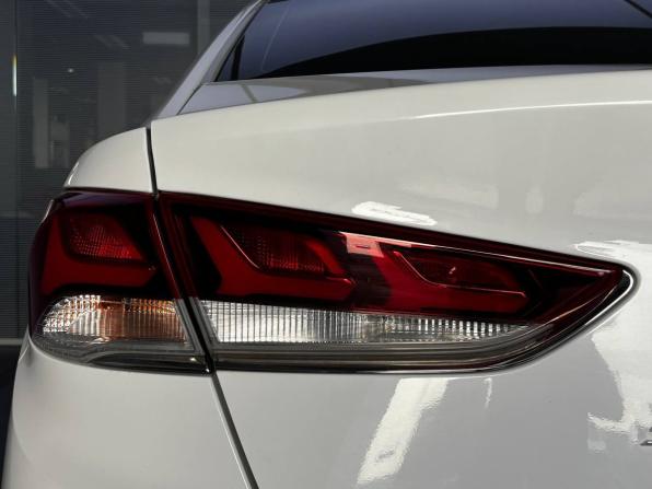Hyundai Sonata VII (LF) Рестайлинг с пробегом 2018 года, цена 1 750 000 рублей, 122000 км, седан, Автокод Объявления