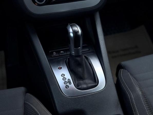 Volkswagen Scirocco III с пробегом 2011 года, цена 839 990 рублей, 227117 км, хэтчбек, Автокод Объявления