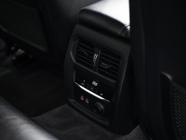 BMW 3 серии VII (G2x) с пробегом 2019 года, цена 3 249 000 рублей, 143840 км, седан, Автокод Объявления
