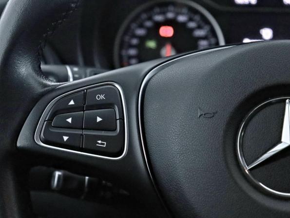Mercedes-Benz A-Класс III (W176) Рестайлинг с пробегом 2016 года, цена 1 510 000 рублей, 69000 км, хэтчбек, Автокод Объявления