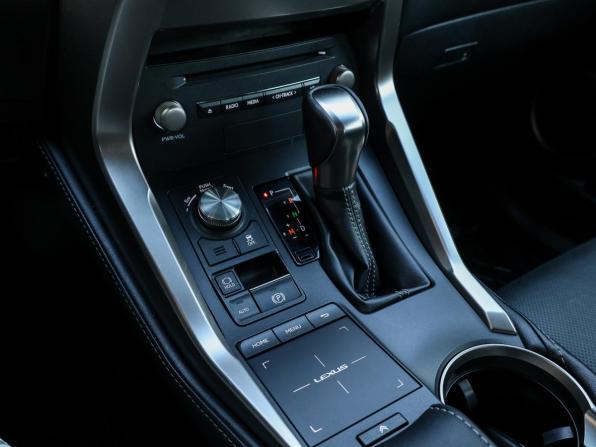 Lexus NX I Рестайлинг с пробегом 2017 года, цена 3 349 000 рублей, 97782 км, внедорожник, Автокод Объявления