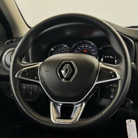 Renault Sandero II Рестайлинг с пробегом 2020 года, цена 1 290 000 рублей, 57715 км, хэтчбек, Автокод Объявления