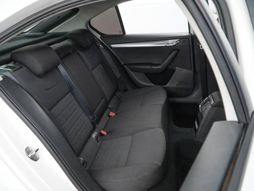 Skoda Octavia III (A7) Москва  - изображение 7