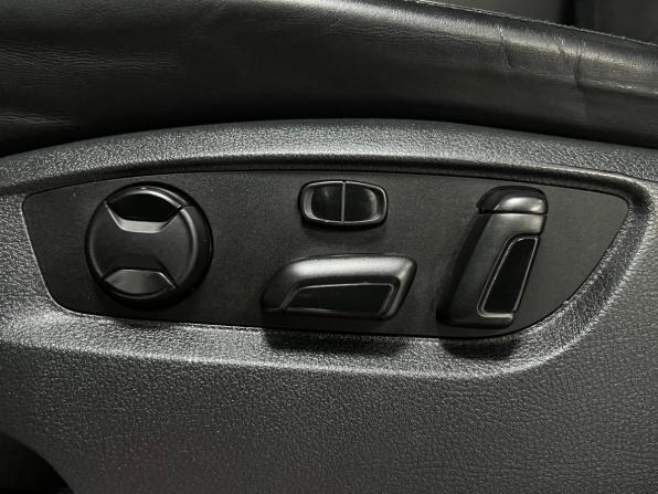 Volkswagen Touareg II с пробегом 2014 года, цена 2 360 000 рублей, 240089 км, внедорожник, Автокод Объявления