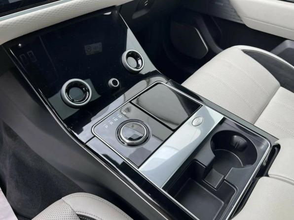 Land Rover Range Rover Velar I с пробегом 2017 года, цена 3 245 000 рублей, 92000 км, внедорожник, Автокод Объявления