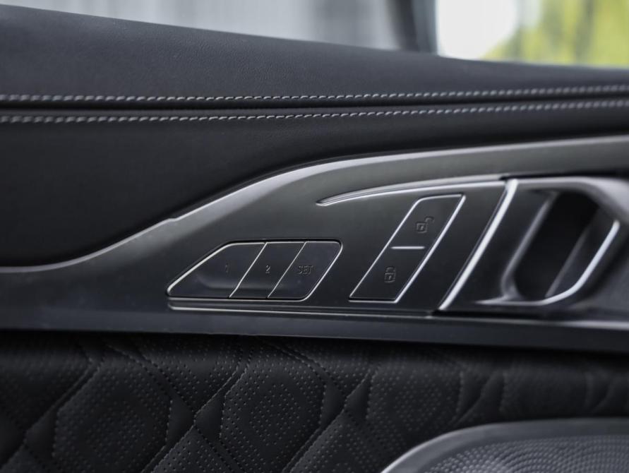 BMW M8 I (F91/F92/F93) Рестайлинг Санкт-Петербург  - изображение 32