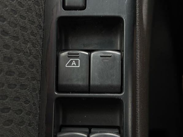 Nissan Pathfinder III Рестайлинг с пробегом 2012 года, цена 1 280 000 рублей, 283643 км, внедорожник, Автокод Объявления