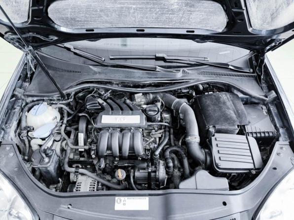 Volkswagen Jetta V с пробегом 2009 года, цена 405 000 рублей, 281000 км, седан, Автокод Объявления