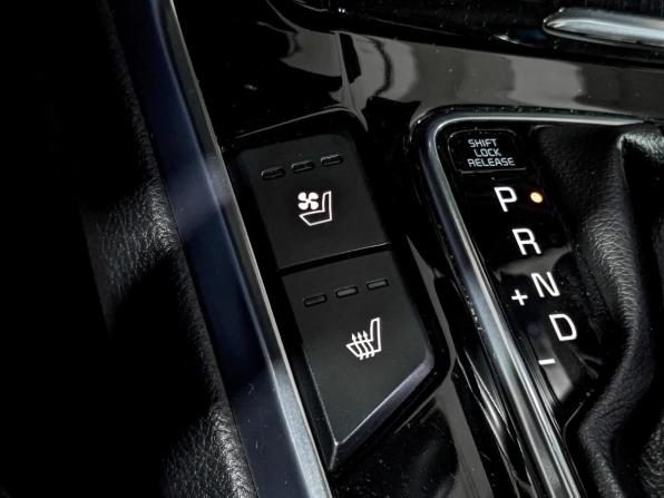 Kia Mohave I Рестайлинг 2 с пробегом 2022 года, цена 4 440 000 рублей, 134413 км, внедорожник, Автокод Объявления