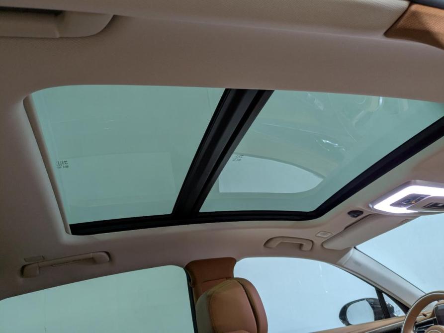Hongqi H9 I Химки  - изображение 13