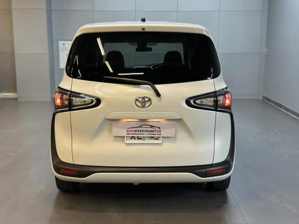 Toyota Sienta II Рестайлинг с пробегом 2020 года, цена 1 677 000 рублей, 32000 км, минивэн, Автокод Объявления