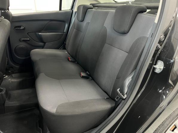 Renault Logan II Рестайлинг с пробегом 2021 года, цена 940 000 рублей, 67450 км, седан, Автокод Объявления