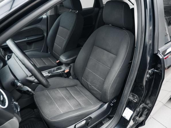 Ford Focus II Рестайлинг с пробегом 2010 года, цена 549 900 рублей, 302000 км, хэтчбек, Автокод Объявления