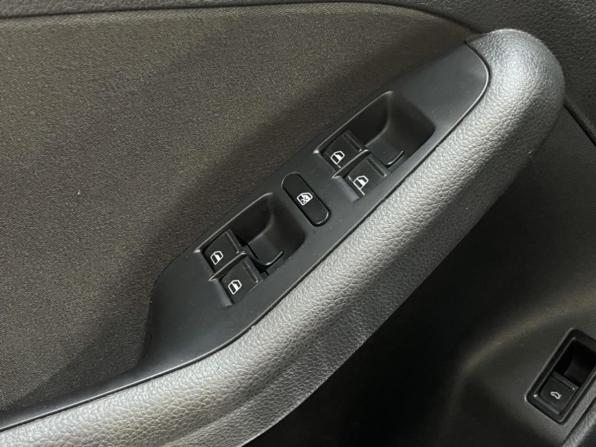 Volkswagen Jetta VI с пробегом 2014 года, цена 958 000 рублей, 185633 км, седан, Автокод Объявления