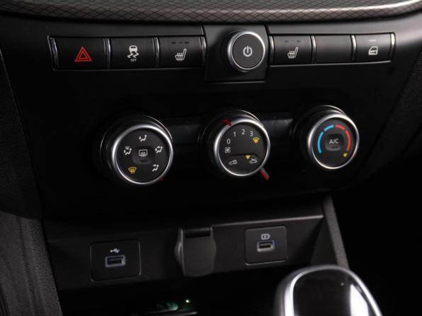 Lada (ВАЗ) Vesta I Рестайлинг (NG) с пробегом 2024 года, цена 1 369 000 рублей, 7740 км, седан, Автокод Объявления