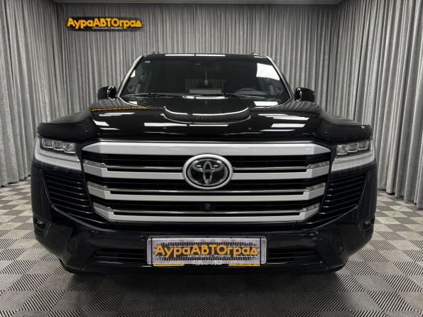 Toyota Land Cruiser 300 Series с пробегом 2022 года, цена 10 370 000 рублей, 64826 км, внедорожник, Автокод Объявления