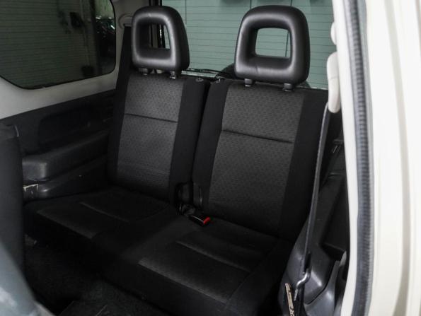 Suzuki Jimny III Рестайлинг 1 с пробегом 2007 года, цена 819 000 рублей, 127813 км, внедорожник открытый, Автокод Объявления