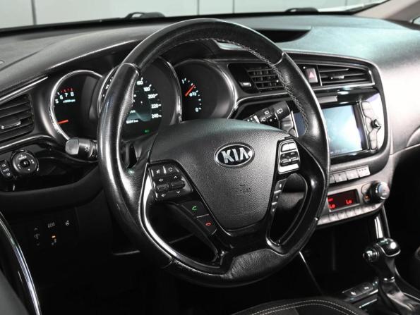 Kia Ceed II Рестайлинг с пробегом 2016 года, цена 1 519 000 рублей, 82541 км, универсал, Автокод Объявления