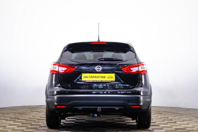Nissan Qashqai II с пробегом 2016 года, цена 1 299 000 рублей, 200278 км, внедорожник, Автокод Объявления