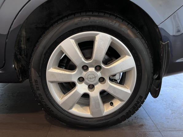 Opel Zafira B Рестайлинг с пробегом 2009 года, цена 570 000 рублей, 234808 км, компактвэн, Автокод Объявления