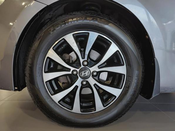 Hyundai Solaris I Рестайлинг с пробегом 2014 года, цена 615 000 рублей, 238780 км, седан, Автокод Объявления