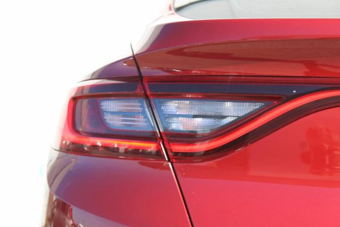 Renault Arkana I с пробегом 2020 года, цена 1 750 000 рублей, 77000 км, внедорожник, Автокод Объявления