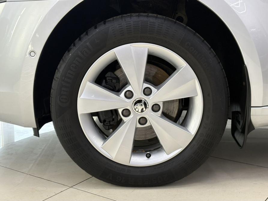 Skoda Octavia III (A7) Ярославль  - изображение 39