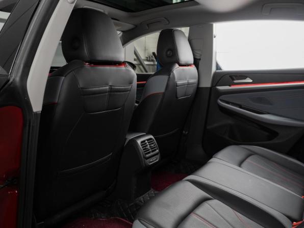 Volkswagen Lamando II с пробегом 2022 года, цена 2 500 000 рублей, 27403 км, лифтбек, Автокод Объявления