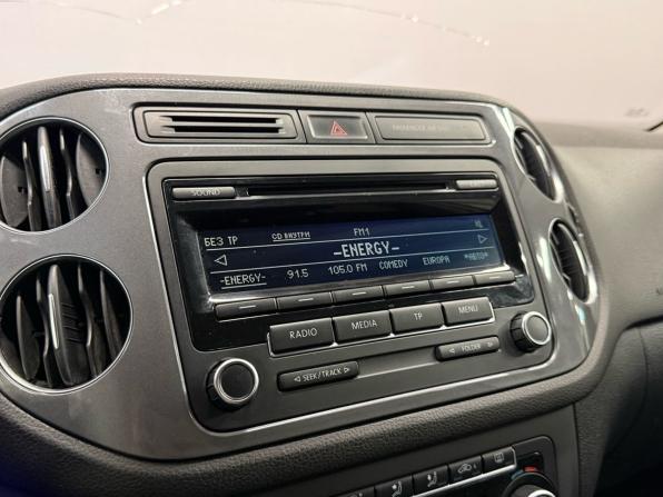 Volkswagen Tiguan I Рестайлинг с пробегом 2012 года, цена 1 050 000 рублей, 278621 км, внедорожник, Автокод Объявления