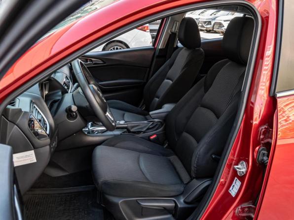 Mazda 3 III (BM) с пробегом 2014 года, цена 1 329 000 рублей, 110623 км, седан, Автокод Объявления