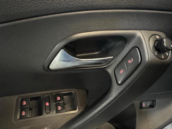 Volkswagen Polo V с пробегом 2013 года, цена 579 000 рублей, 231000 км, седан, Автокод Объявления