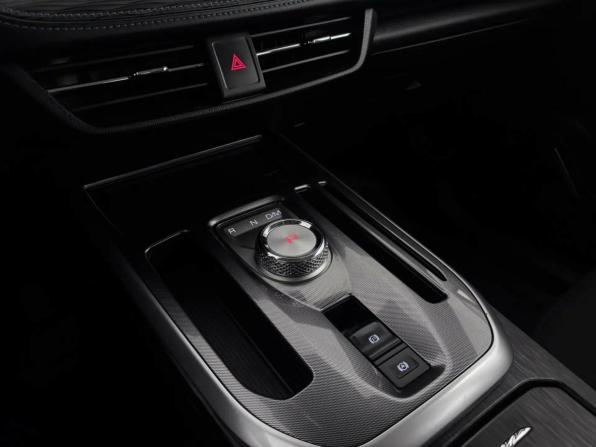 Haval Jolion I с пробегом 2023 года, цена 1 539 000 рублей, 117607 км, внедорожник, Автокод Объявления