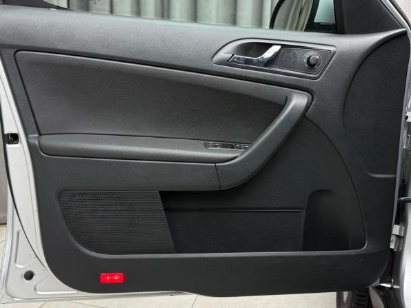 Skoda Yeti I Рестайлинг с пробегом 2014 года, цена 1 349 000 рублей, 238432 км, внедорожник, Автокод Объявления