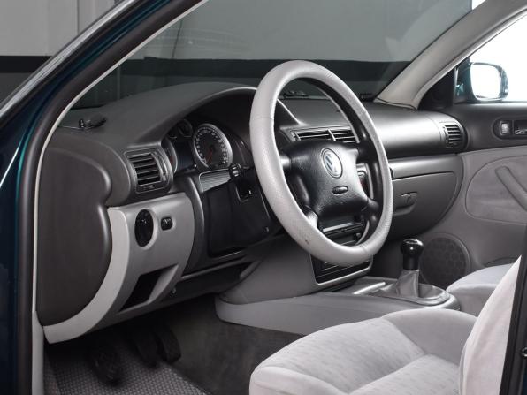 Volkswagen Passat B5 Рестайлинг с пробегом 2003 года, цена 699 995 рублей, 233769 км, универсал, Автокод Объявления